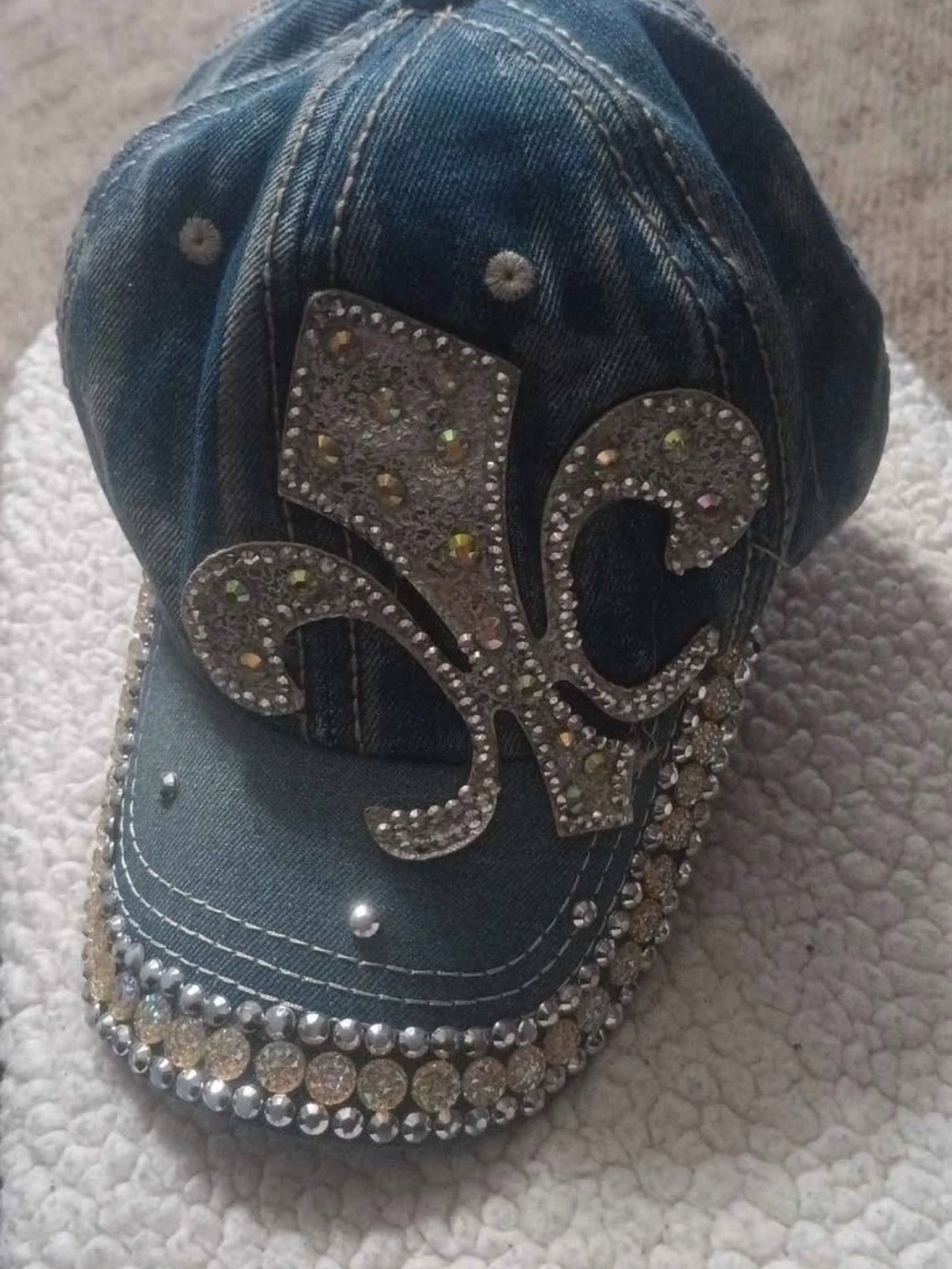 Rhinestone Fleur-de-Lis Embellished Denim Baseball Cap - Blue
